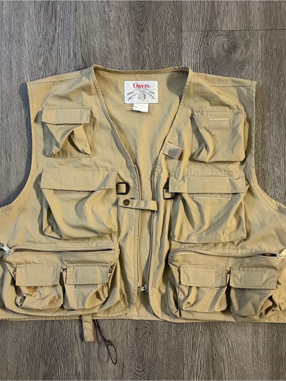 Orvis Vintage Tan Multi-Pocket Fly Fishing Vest